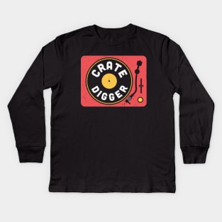 Vintage Crate Digger Turntable // Vinyl Record Collector // Vinyl Junkie Music Lover Kids Long Sleeve T-Shirt